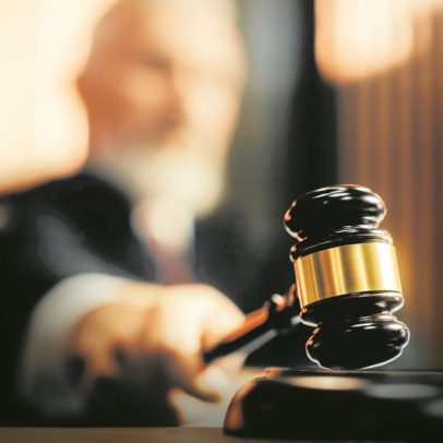 Falso advogado moçambicano detido por ganhar processos em tribunal