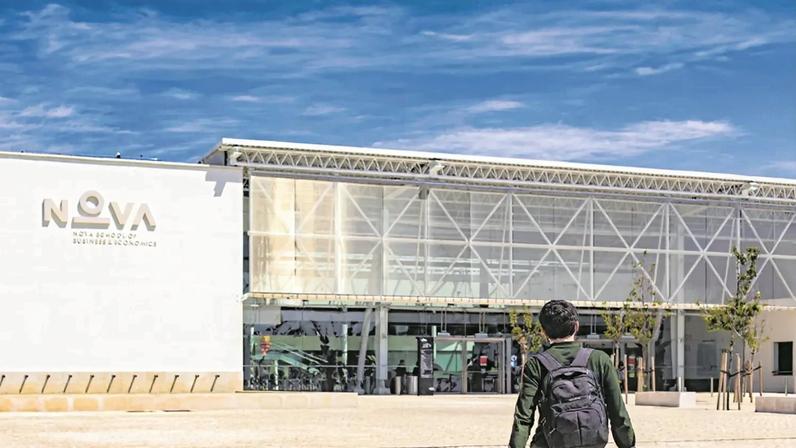 Universidade NOVA analisa decisão judicial que ordenou repetir eleição do reitor