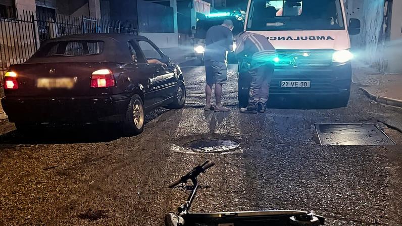 Colisão entre trotineta com carros
