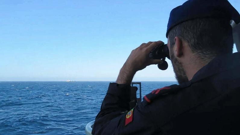 Marinha coordena resgate de homem a bordo de navio-tanque junto aos Açores