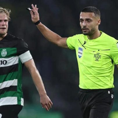 Árbitro Cláudio Pereira apita o clássico Sporting-FC Porto da Taça de Portugal