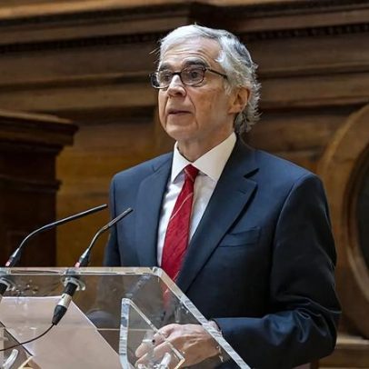 Aguiar-Branco diz que data para eleição de órgãos externos foi aprovada por unanimidade