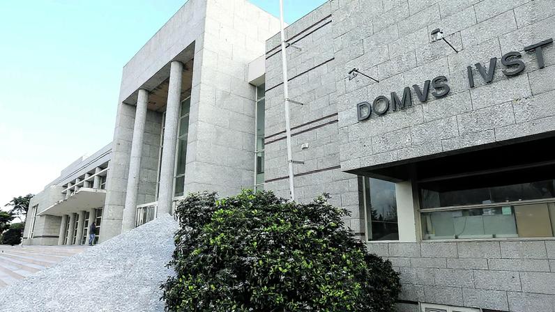 Prisão por roubo a doente de Alzheimer