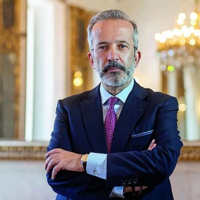 PS quer ouvir Paulo Rangel no parlamento sobre uso da Base das Lajes pelos EUA