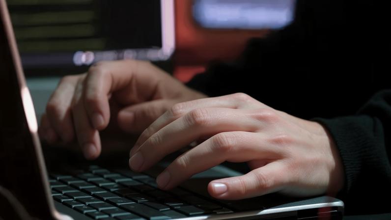 Aumenta a presença de menores e jovens em grupos que glorificam a violência