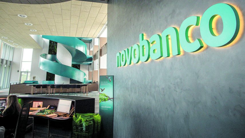 Trabalhadores do Novo Banco recebem prémio de dois salários