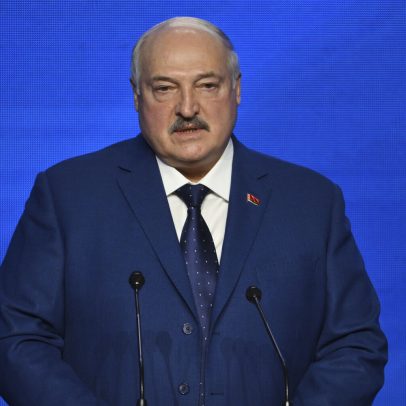 Bielorrússia autoriza regresso de camiões retidos na fronteira com a Lituânia