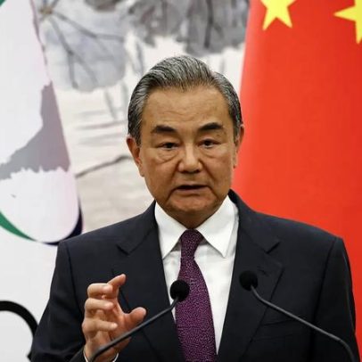 China garante apoio à defesa da soberania iraniana