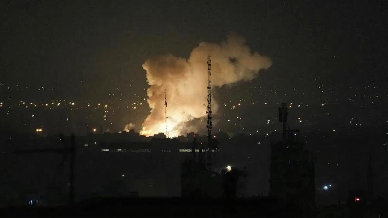 Ataque israelita matou comandante da Guarda Revolucionária e atingiu instalações nucleares iranianas