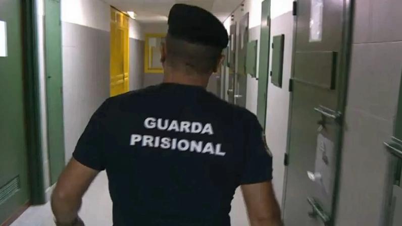 Guarda prisional