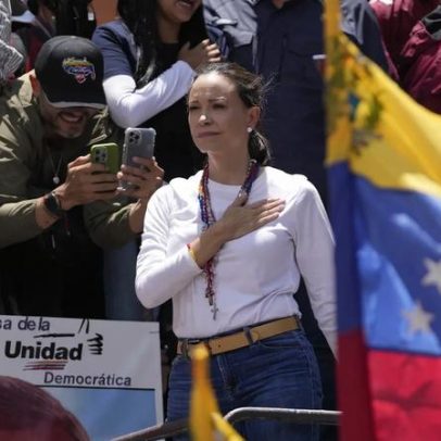 Corina Machado acusa o governo venezuelano de querer prolongar o terror