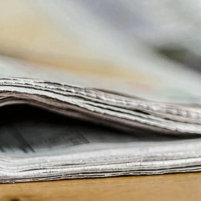 Governo dos Açores garante leitura de jornais regionais em escolas