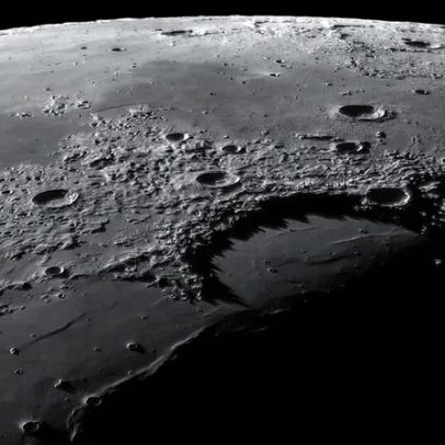 Astronautas já estão no local de lançamento da missão lunar da NASA