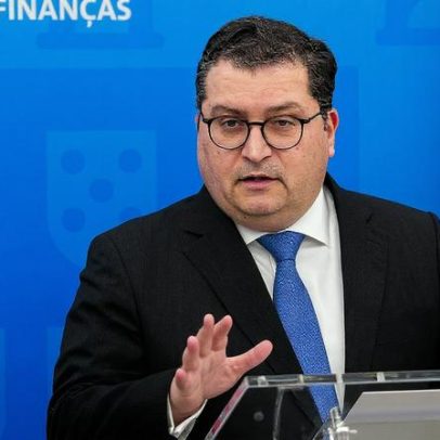 Ministro das Finanças afasta orçamento retificativo e admite impacto da guerra