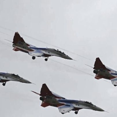 Caça russo viola espaço aéreo da NATO