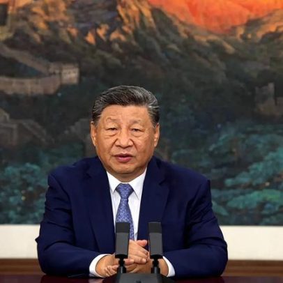 China pede cessar operações militares e destaca relevância de Ormuz