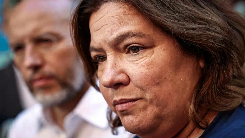 Alexandra Leitão critica Carlos Moedas por declarações sobre o elevador da Glória em Lisboa