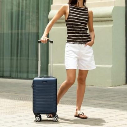 Acedem à conta de empresa de viagens e efetuam várias reservas sem autorização; arguidos por burla