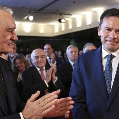 Governo destaca reconhecimento europeu de Cavaco Silva