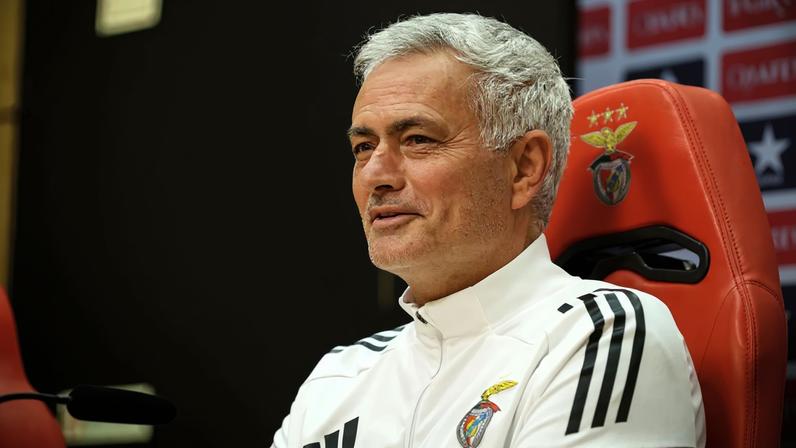 Conselho de Disciplina da FPF nega efeito suspensivo a recurso de Mourinho