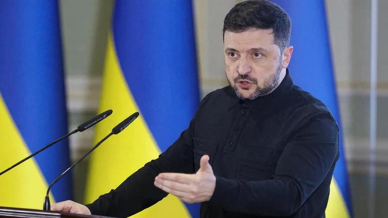 Zelensky afirma que a Rússia não deve regressar às negociações de força