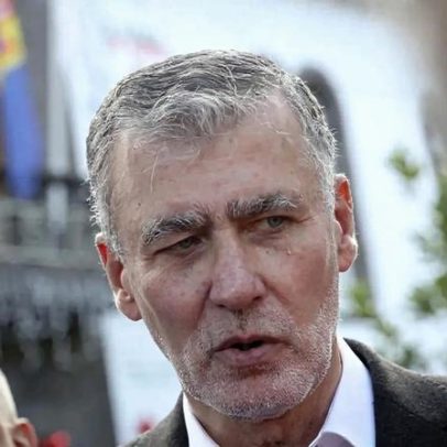 Diretor do jornal Página Um absolvido de difamação de Gouveia e Melo