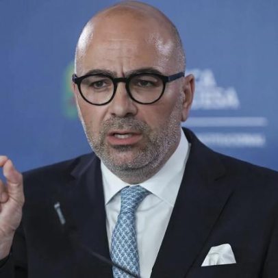 Ministro das Infraestruturas defende mais ferrovia nas zonas portuárias