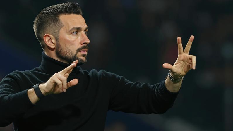 Francesco Farioli diz que a sua equioa é muito parecida com a do Estugarda