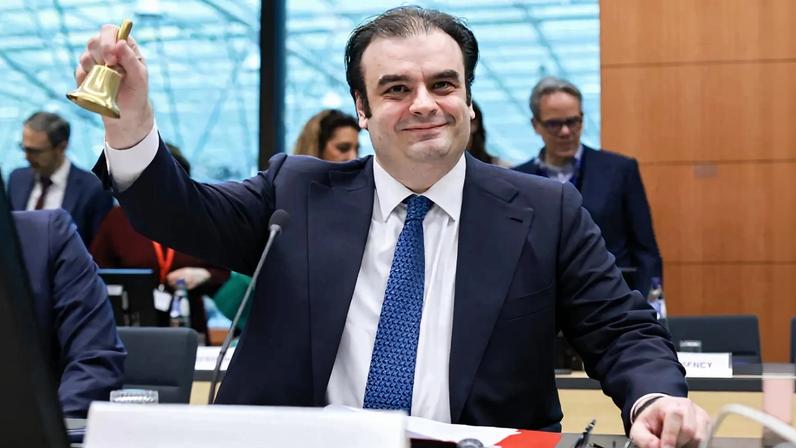 Presidente do Eurogrupo alerta que a zona euro enfrenta longa instabilidade