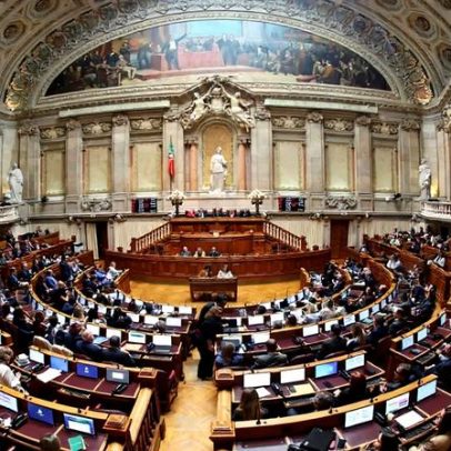 Deputados destacam importância do Plano de Recuperação com alertas a Bruxelas