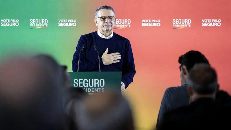 Presidente felicita português eleito para o Comité do Prémio Nobel