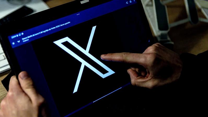 Bruxelas analisa propostas da X sobre cumprimento da legislação europeia