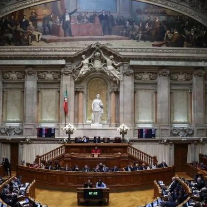 Parlamento rejeita reforço do subsídio de doença para doentes com cancro