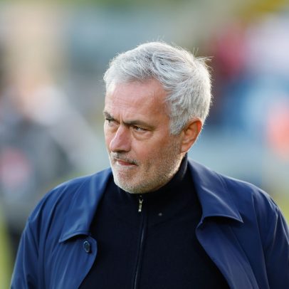 Mourinho fora do banco nos dois próximos jogos do Benfica