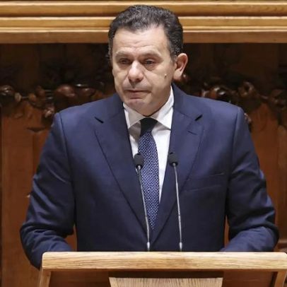 Montenegro propõe diretas no PSD em maio e desafia quem tiver caminho diferente