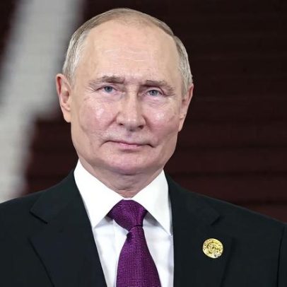 Putin acusa Kiev de terrorismo após afundamento de navio russo com GNL