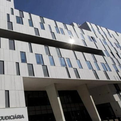 Nepaleses denunciam burla com documentos junto da PJ