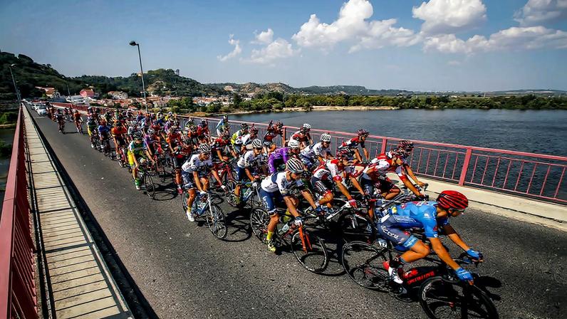 Federação de ciclismo destaca legitimidade da Volta a Portugal rescindir contrato após decisão judicial