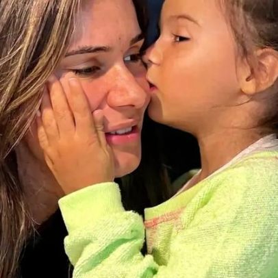 Filha de Cláudia Vieira não resistiu ao peluche do macaco Punch