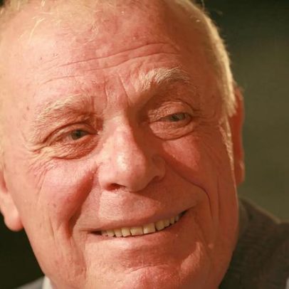 Benfica lamenta a morte de António Lobo Antunes, ilustre adepto