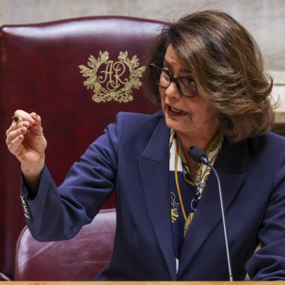 Teresa Morais leva incidentes com Chega do plenário à conferência de líderes