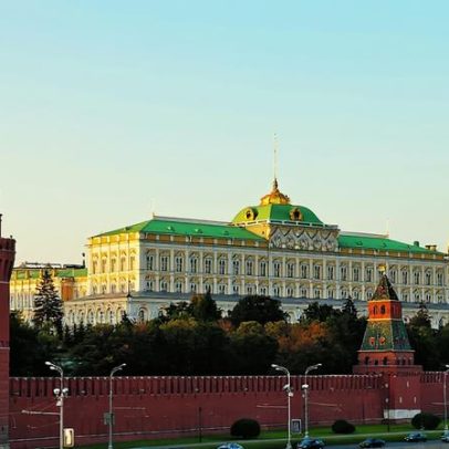 Assessor do Kremlin afirma que plano de paz dos EUA continua por cumprir