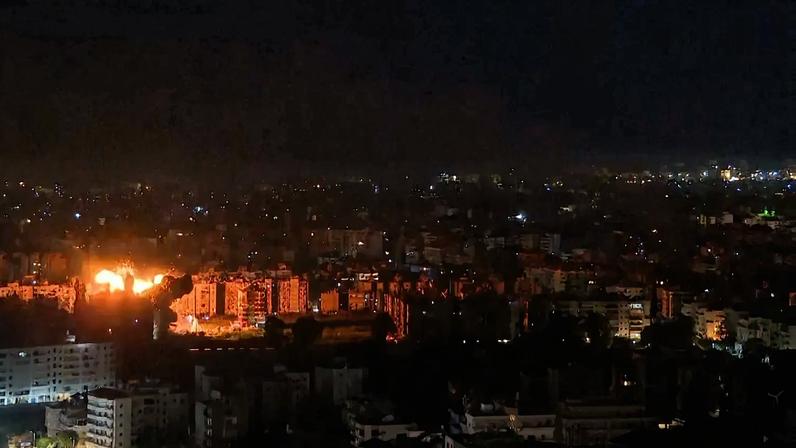 Ataques noturnos atingem zonas de Beirute