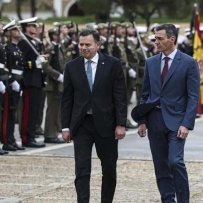 Cimeira ibérica condena ataques do Irão, mas não os EUA