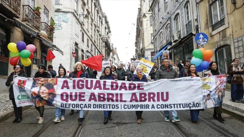 CGTP manifesta-se em Lisboa pela igualdade entre mulheres e homens