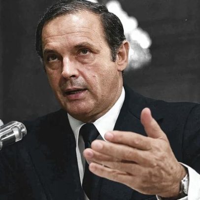Morre Alexander Butterfield, assessor de Nixon, ex-presidente dos EUA