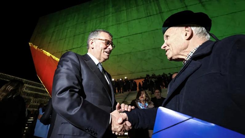 Seguro fecha dois dias de tomada de posse ao som de Pedro Abrunhosa no Porto