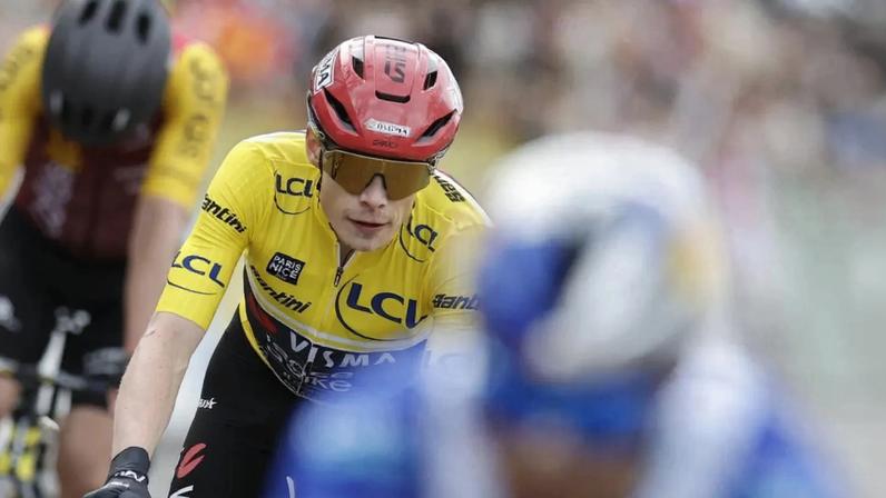 Sétima etapa do Paris-Nice encurtada por risco de queda de neve