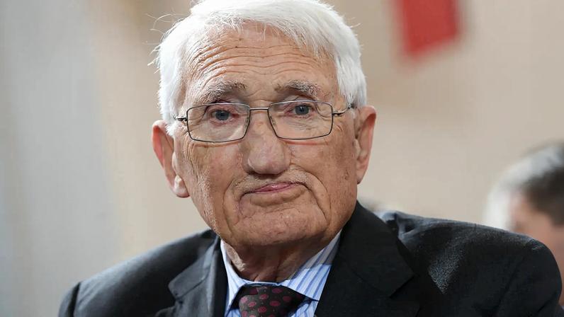 Falece Jürgen Habermas, filósofo que via comunicação como chave da sociedade
