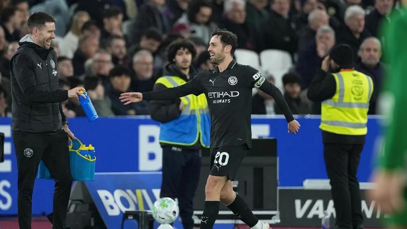 Bernardo Silva marca e faz história em novo empate do Manchester City